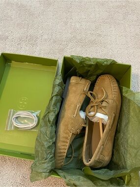 Tory Burch mini Chelsea boat shoe